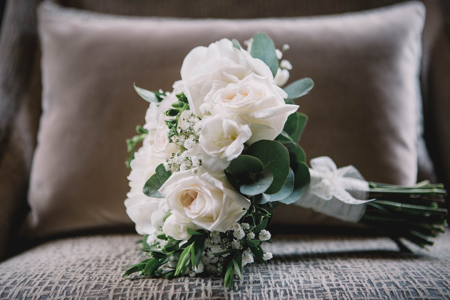 Autumn wedding at Carlowrie Castle, Edinburgh