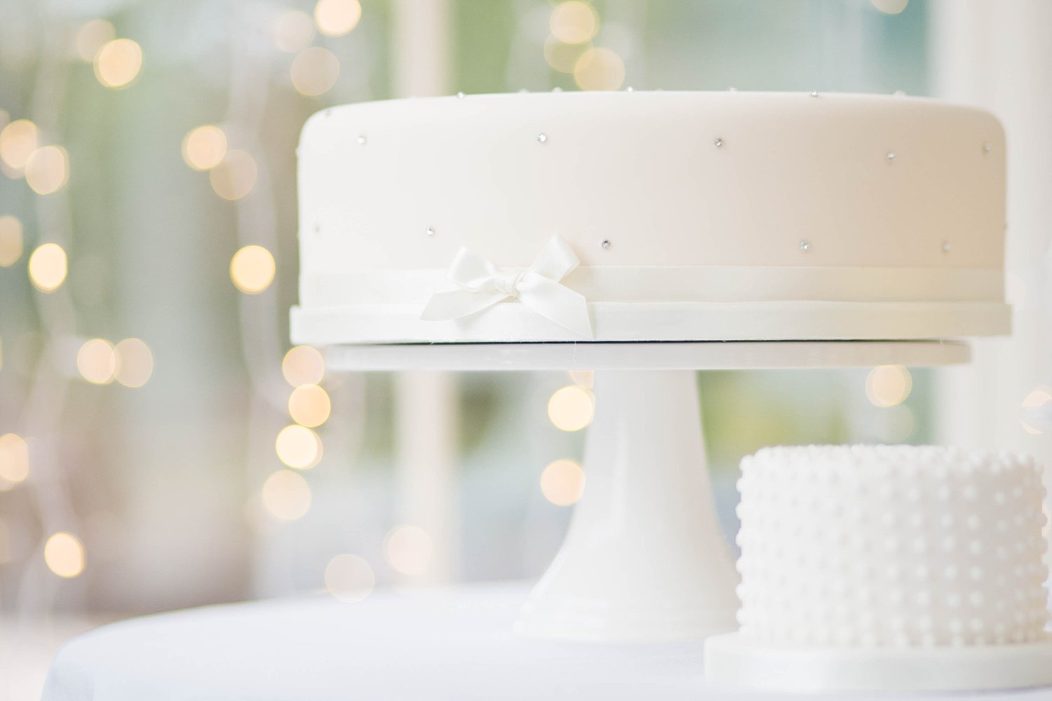 Wedding cake photo by Fine Art Wedding Photographer UK